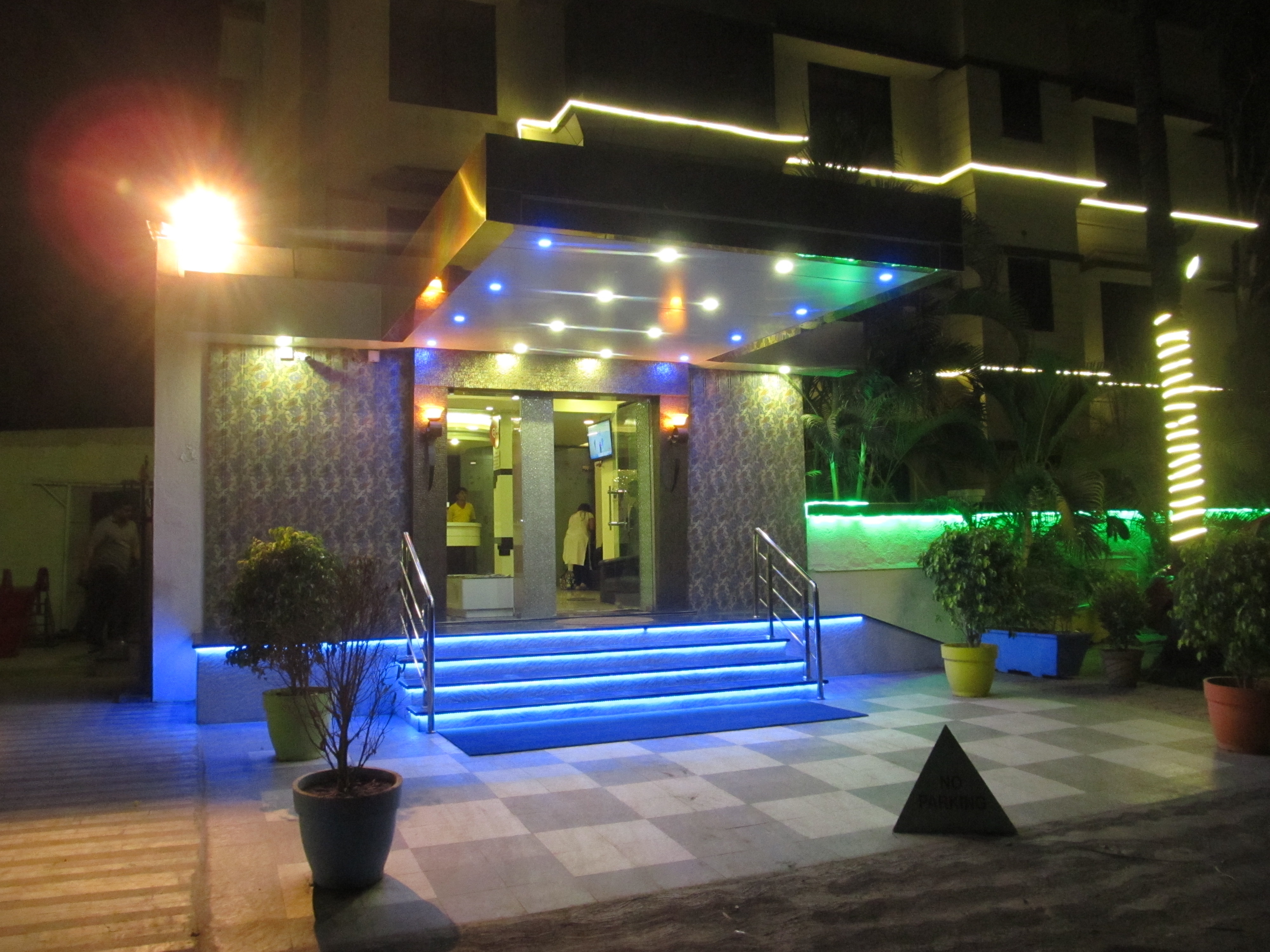 Hotel Sai Regency - Tap to explore photos