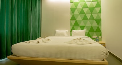 RATHNA RESIDENCY - NEAR US CONSULATE Room Type - STANDARD ROOM RATHNA RESIDENCY - NEAR US CONSULATE Room Type - STANDARD ROOM