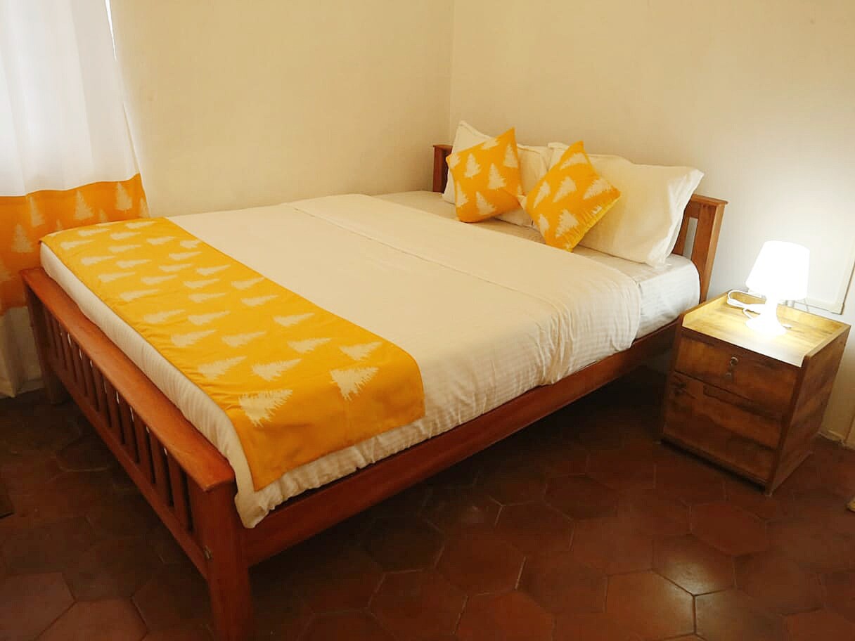 Silver Pine - Tap to explore photos