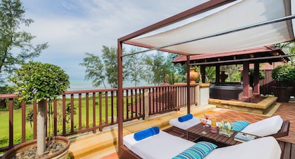 JW Marriott Phuket Resort & Spa Room Type - 1 Bedroom Suite, 1 King, Oceanfront, Whirlpool