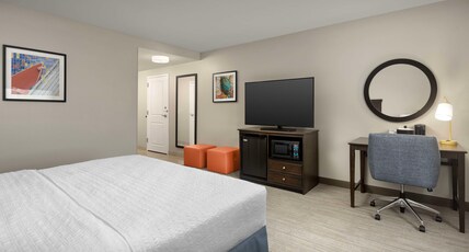 Hampton Inn by Hilton Augusta Room Type - 1KNG MOB HEAR ACC W TUB NS