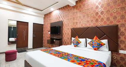 FabHotel Prime Golden Leaf Room Type - Premium Room