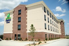 Holiday Inn Express & Suites MARION