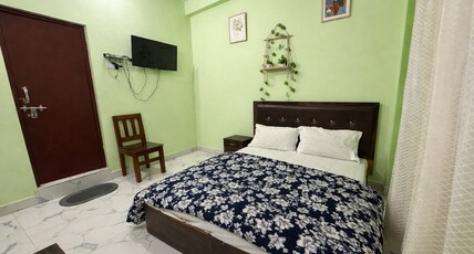 Gomukh hotel Uttarkashi Room Type - Deluxe Double Bed