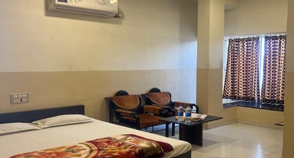 Hotel New Samadhan Room Type - Ac Deluxe Room