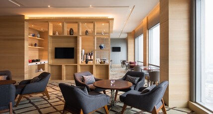 Hyatt Regency Lucknow Gomti Nagar Room Type - 2 Twin Beds with Club Access & Unlimited Complimentary cocktails from 19:00 HRS to 21:00 HRS