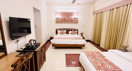 Hotel Palampur life Room Type - Family Room with Private Balcony