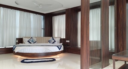 Hotel Marine Blu Room Type - Luxury Deluxe Double Bed .