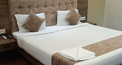 Pal Comforts Room Type - Suite Room With Bathtub