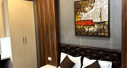 High sky stay Room Type - Luxurious Homestay
