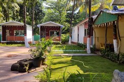 COCONUT COASTAL VILLA & COTTAGE