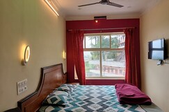 Mellow Mist Home stay Valparai
