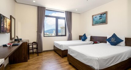 Sepon Blue Hotel Room Type - Deluxe Triple Room Sepon Blue Hotel Room Type - Deluxe Triple Room
