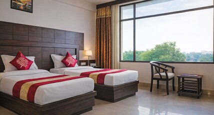 Hotel Madhu Resorts Room Type - Premium Double/Twin Room