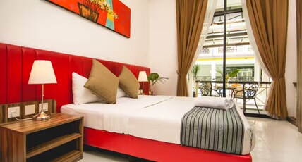 Alia Residence Room Type - Deluxe King Pool