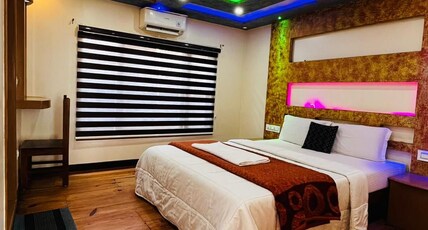 Relax in Kerala Premium Cruise Room Type - Deluxe Rooms Sharing Houseboat (AC timing 9pm to 6am) Relax in Kerala Premium Cruise Room Type - Deluxe Rooms Sharing Houseboat (AC timing 9pm to 6am)