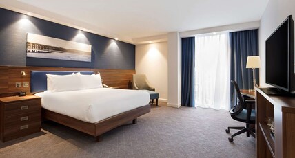 Hampton by Hilton Dundee Room Type - QUEEN ROOM NON SMOKING
