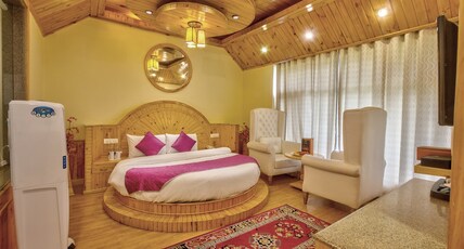 The Holiday Resorts, Cottages & Spa Room Type - Maharaja Suite Mountain view room with Jacuzzi and balcony( No stags/Bachelors) The Holiday Resorts, Cottages & Spa Room Type - Maharaja Suite Mountain view room with Jacuzzi and balcony( No stags/Bachelors)