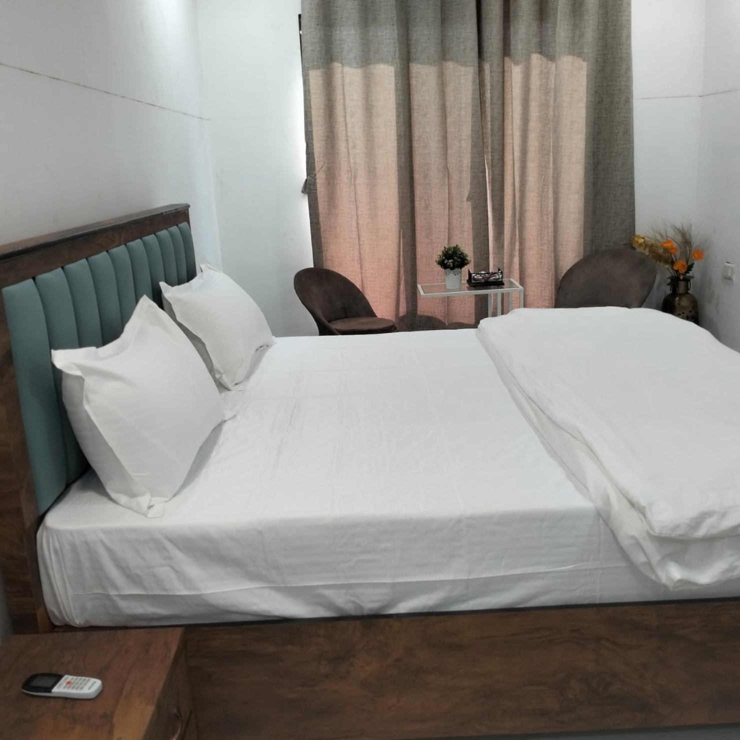 Preet Holiday Resorts - Tap to explore photos