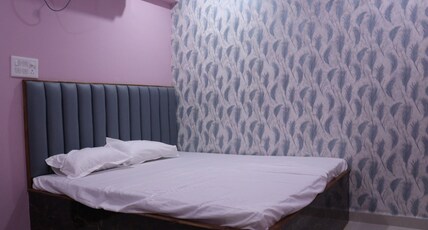 HOTEL RAJWARA PALACE Room Type - Deluxe Room with Bay View King Bed