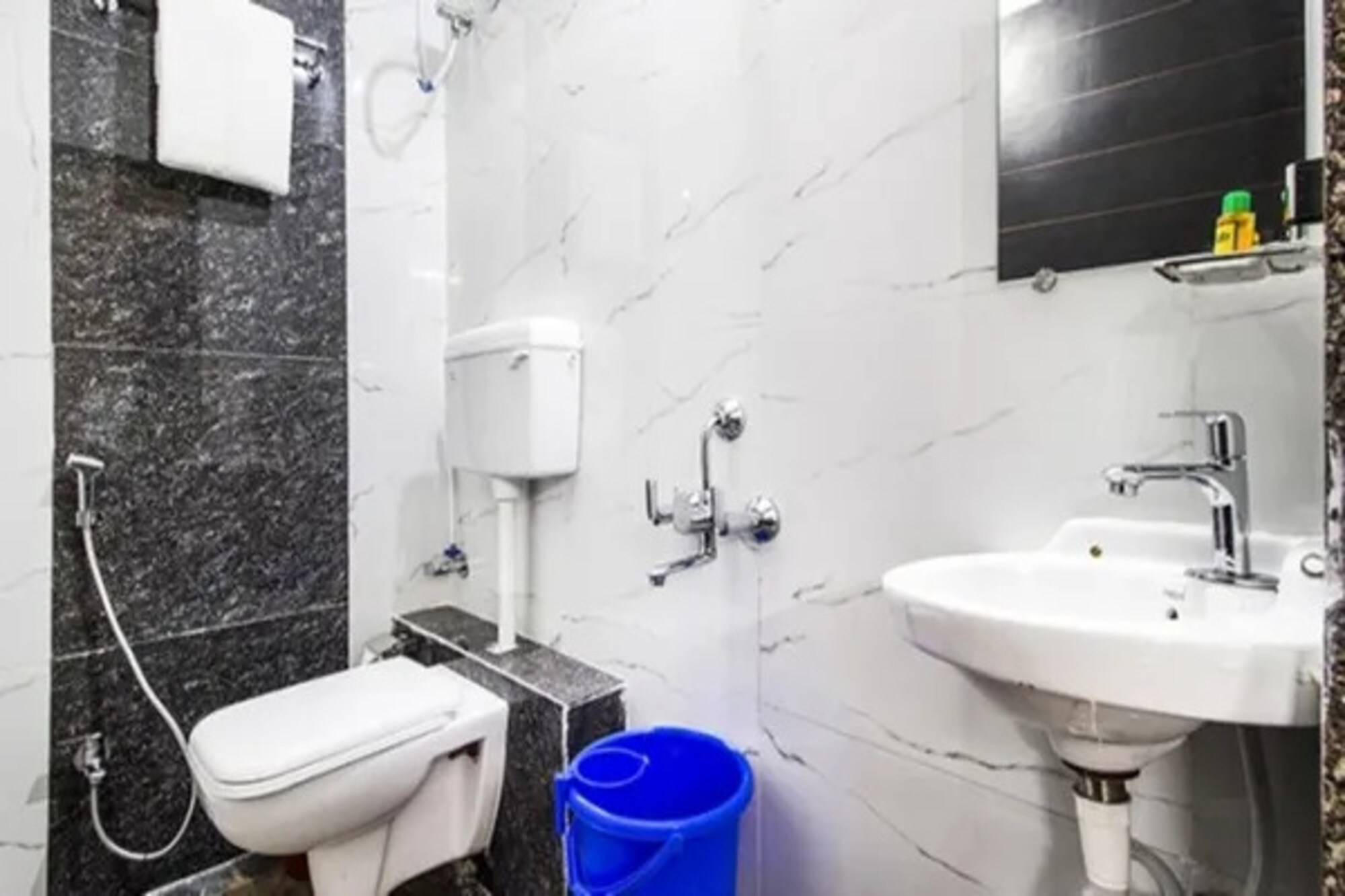 FabHotel Grand Valley - Tap to explore photos