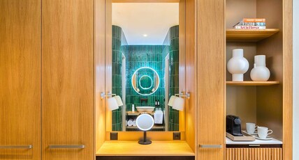 Kimpton BEM BUDAPEST Room Type - 1 King Essential Danube View