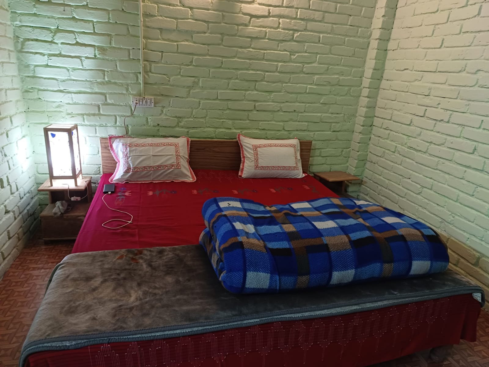 Tehri Oak Forest Stays - Tap to explore photos