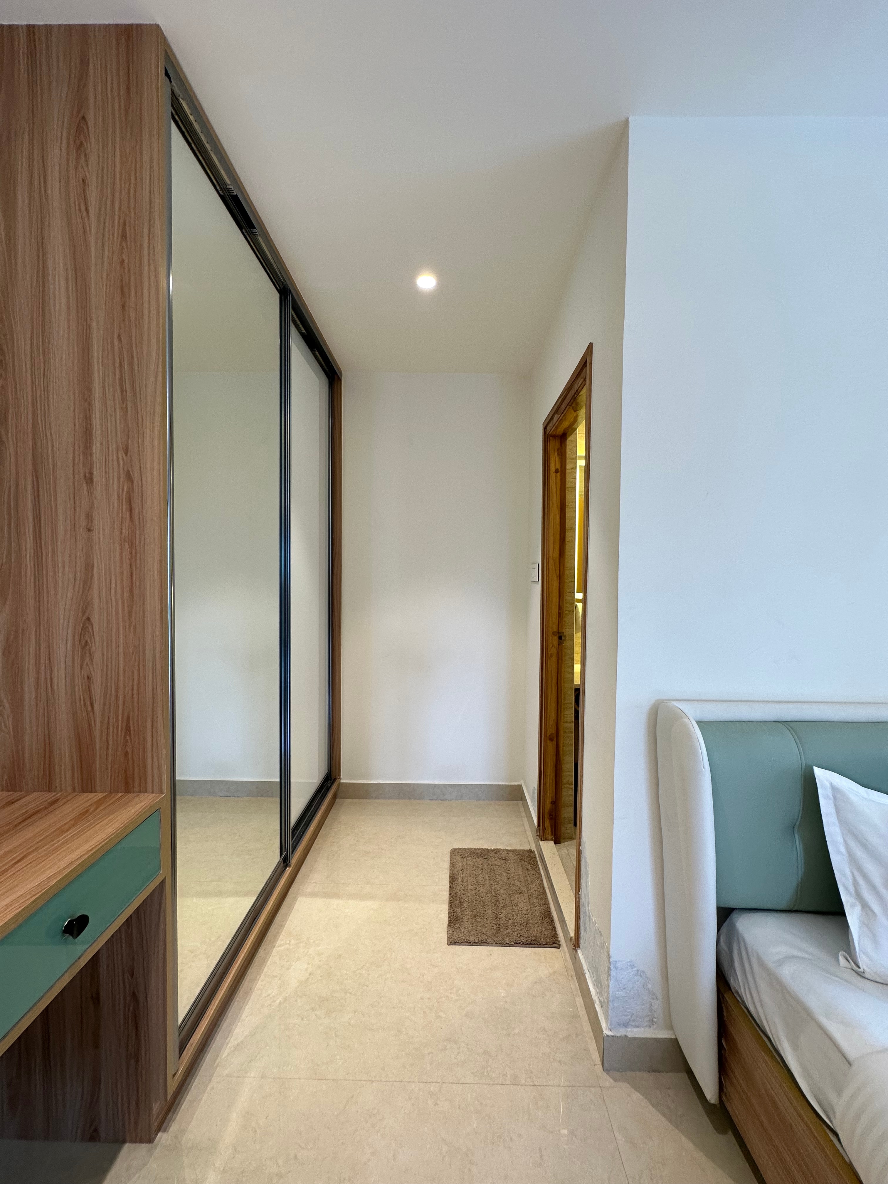 Western Suites Hi-Tech City - Tap to explore photos