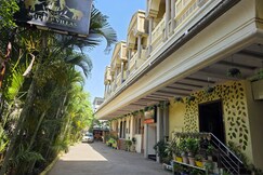 Hotel Saideep Villas