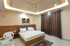 Rooms of Hotel Om Elite Stay