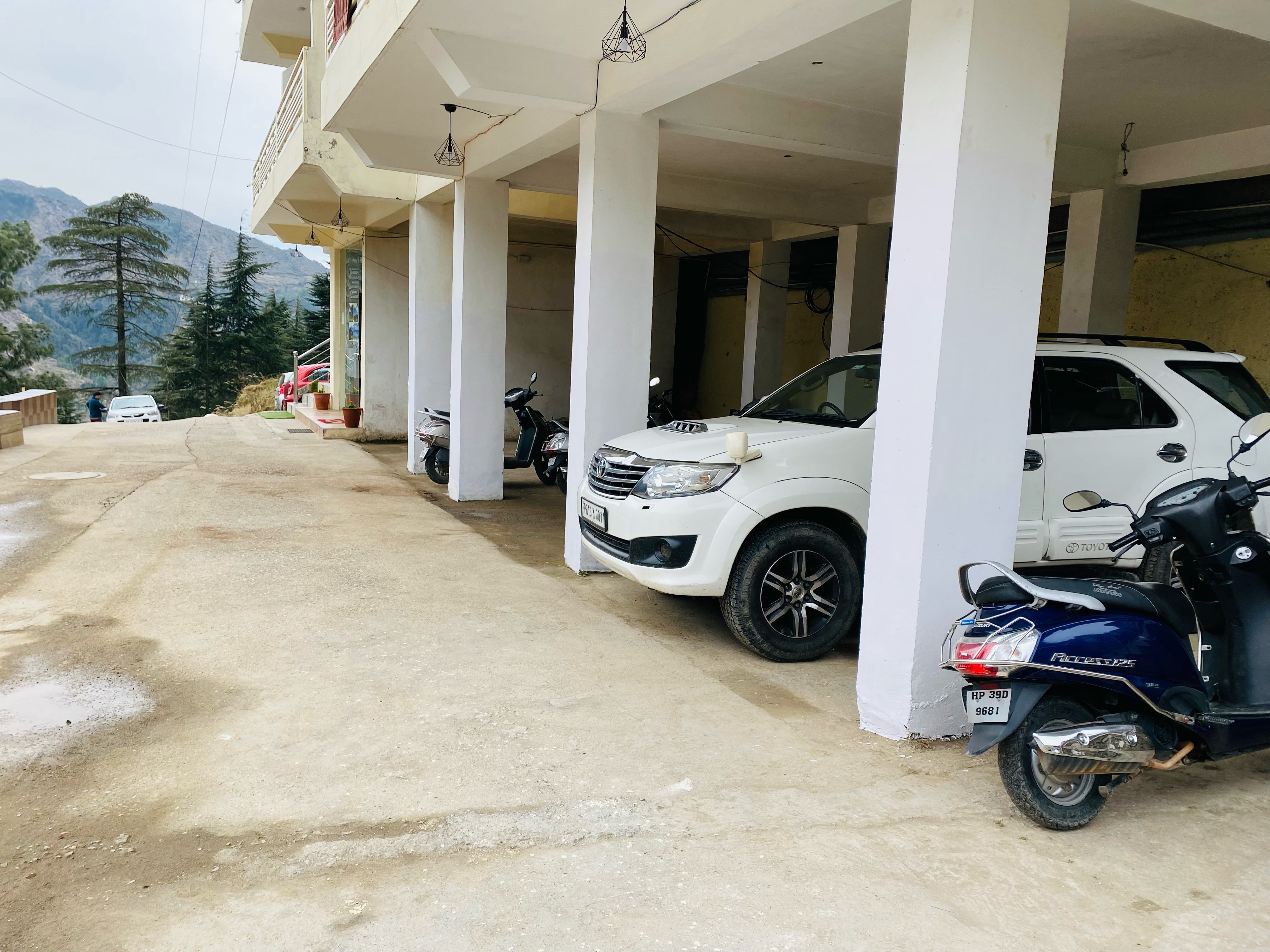 Hotel Natures Feast - Tap to explore photos