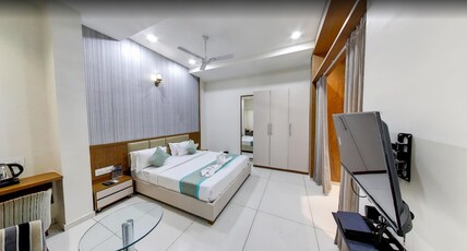 Hotel Shivay International Room Type - PRESIDENT SUITE ROOM WITH LIVING AREA