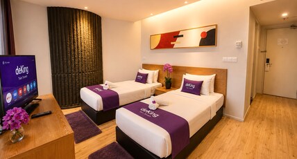 DeKing Hotel - Twin Towers Room Type - Deluxe Twin - City View