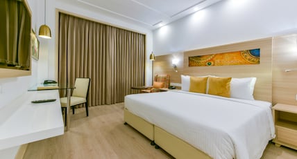Lemon Tree Hotel Jammu Room Type - Business Room