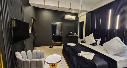 LIEU D AMOUR Room Type - Super Deluxe Room