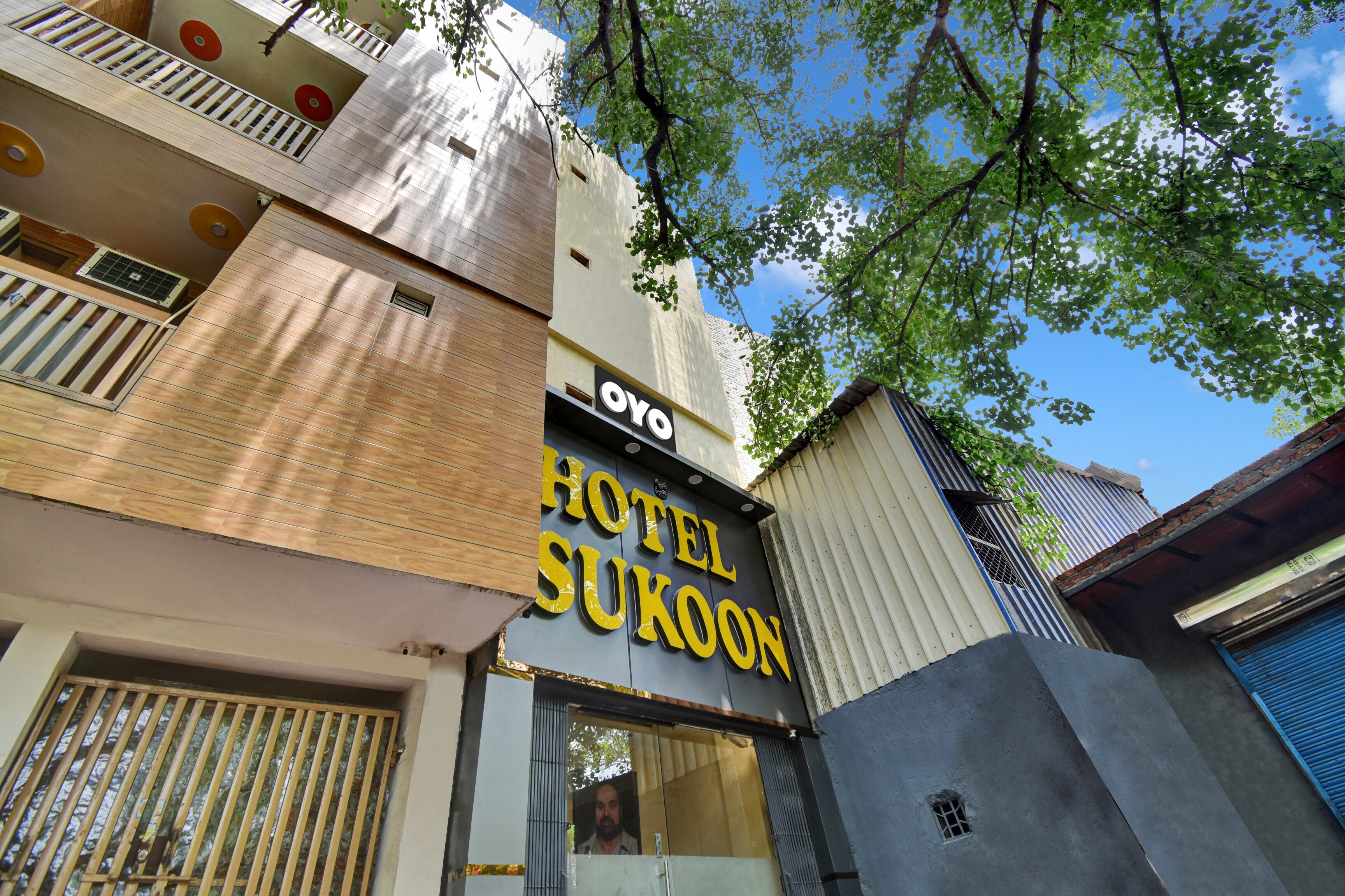 Hotel O Sukoon B&B - Tap to explore photos