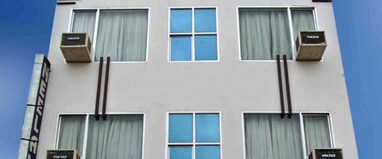 Neelam Inn- 500 Meter From Jaipur Railway Station