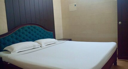 Guruvayoor Resorts Room Type - Deluxe Family Suite AC