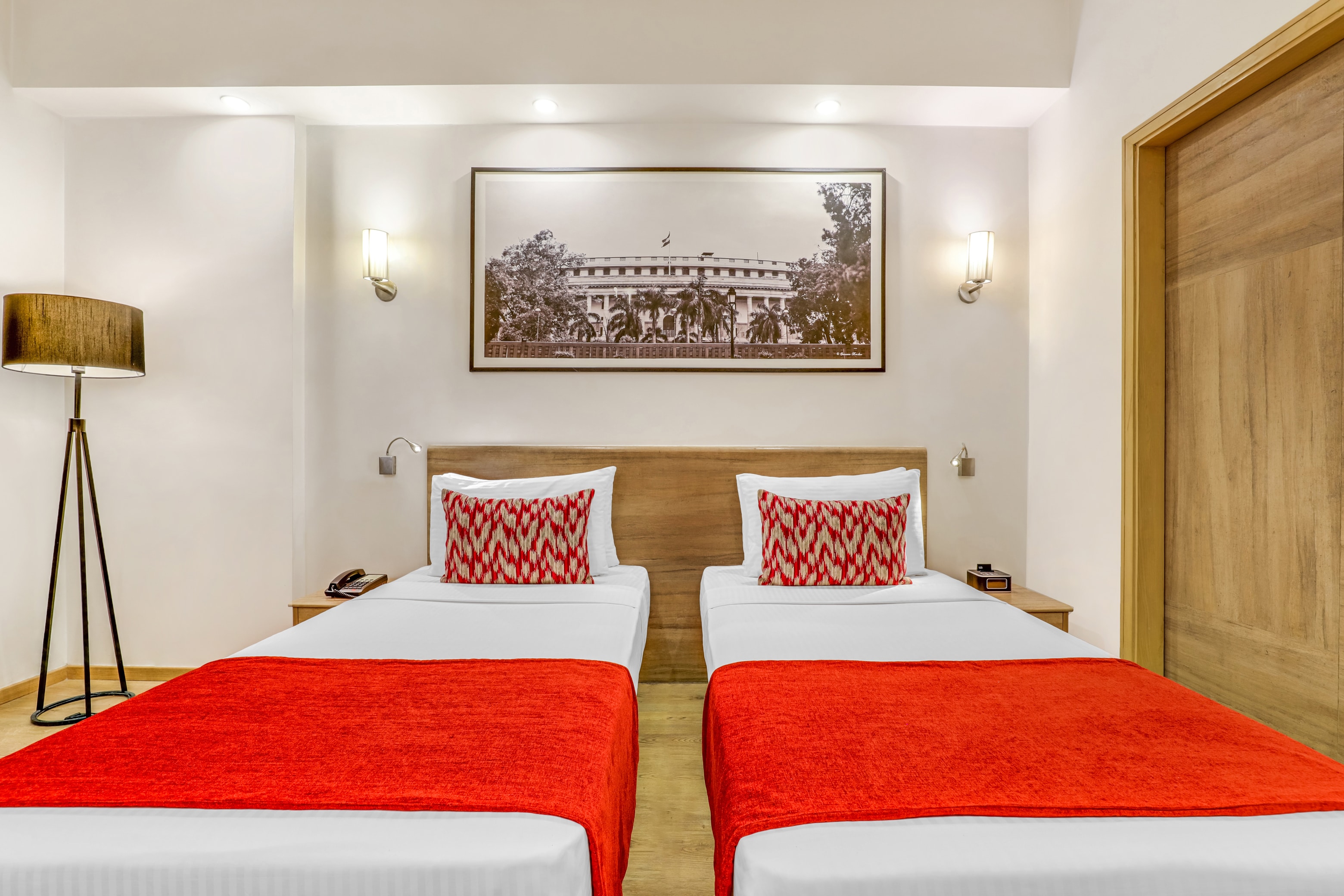 Lemon Tree Premier City Center Gurugram - Tap to explore photos