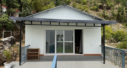 Echoes of the Himalayas Room Type - Master Cottage with Valley and Mountain View