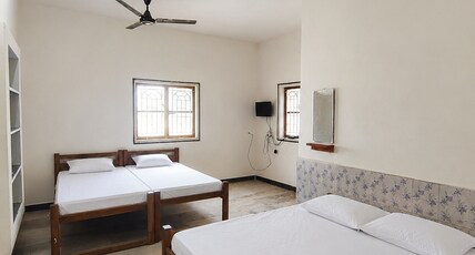 Sivabalan cottage Room Type - Bedroom 3
