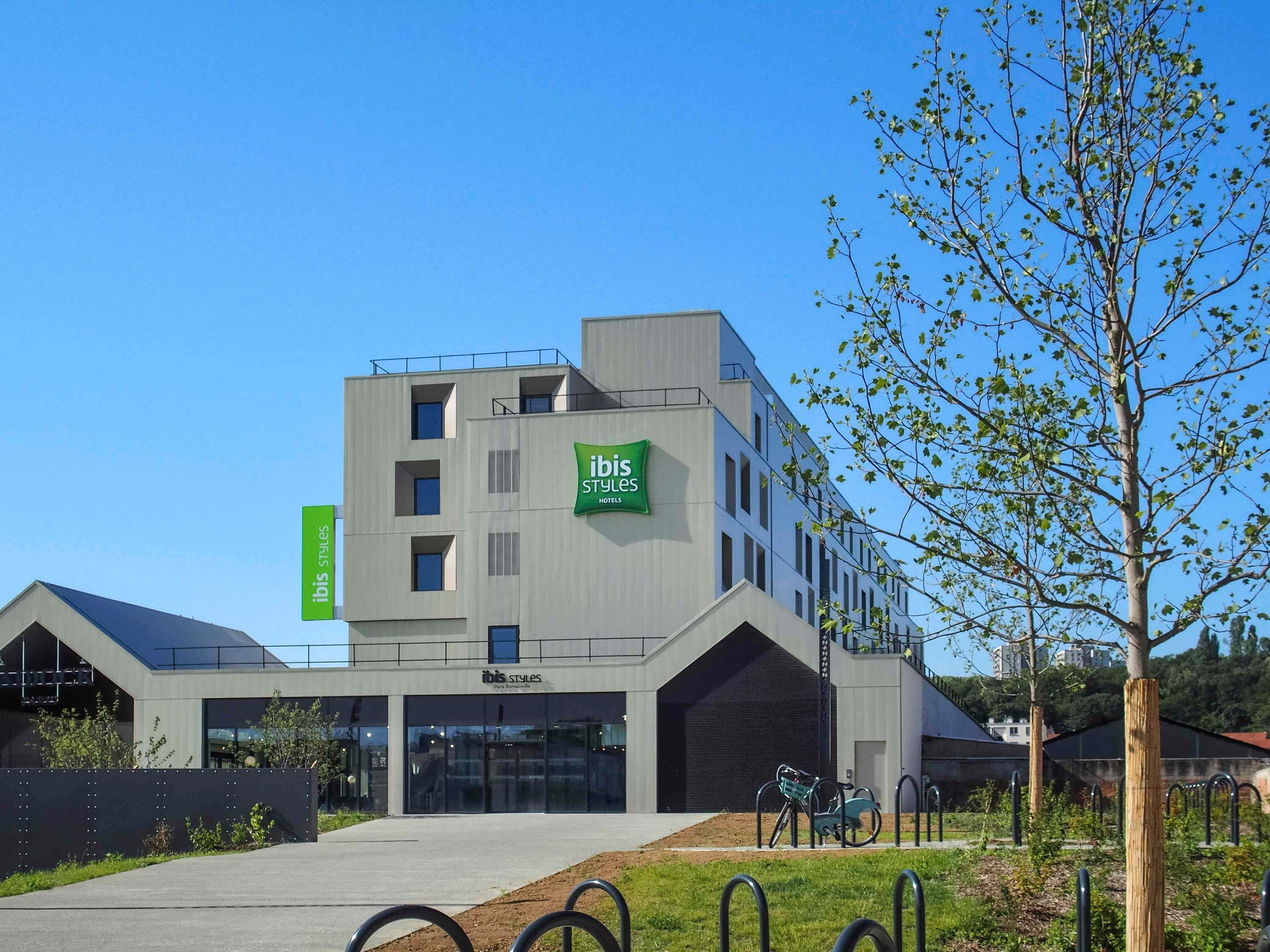 ibis Styles Paris Romainville - Tap to explore photos