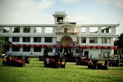 Hotel Paradise khandwa