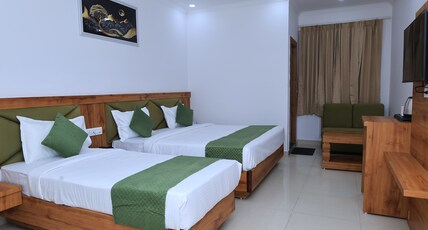 Hotel New JMK Room Type - Deluxe Triple Bed Room