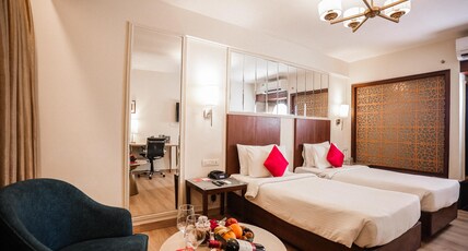 Ramada By Wyndham Jaipur North Room Type - Premium Twin Aravalli View