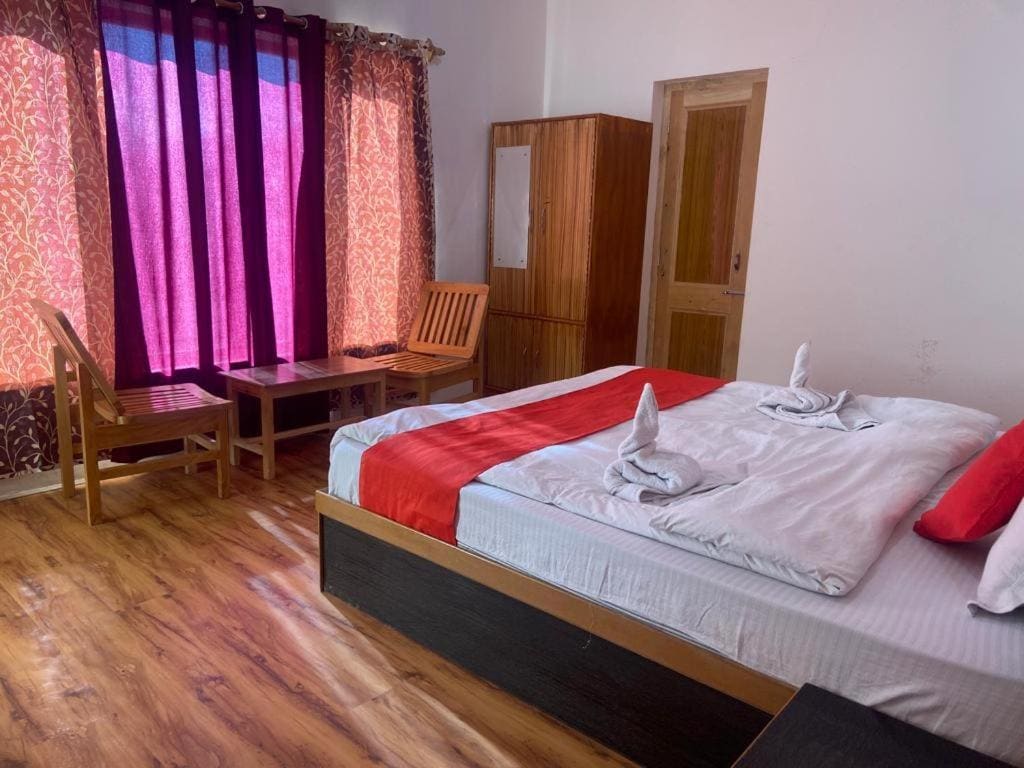 Yeed Ga Villa Guest House - Tap to explore photos