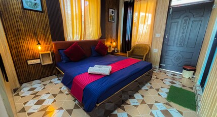 Skyard Hostel Rishikesh (Laxman Jhula) Room Type - King  Room AC