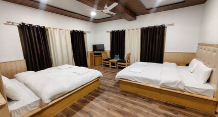 Hunder Residency Room Type - Family Suite Room