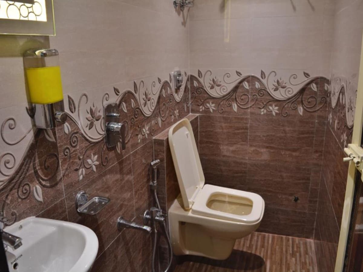 Hotel New Aadya International - Tap to explore photos