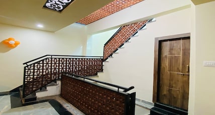 Krishna Paradise Room Type - Deluxe Three Bed Room